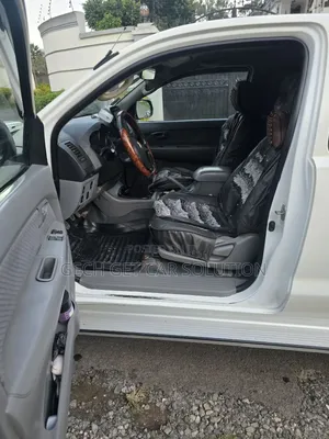 Toyota Hilux 2008 White