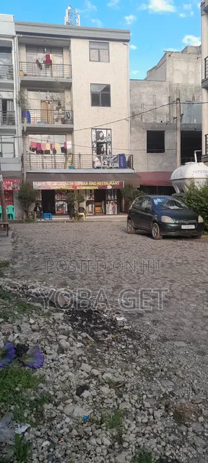 አስቸካይ የሚሸጥ ቤት