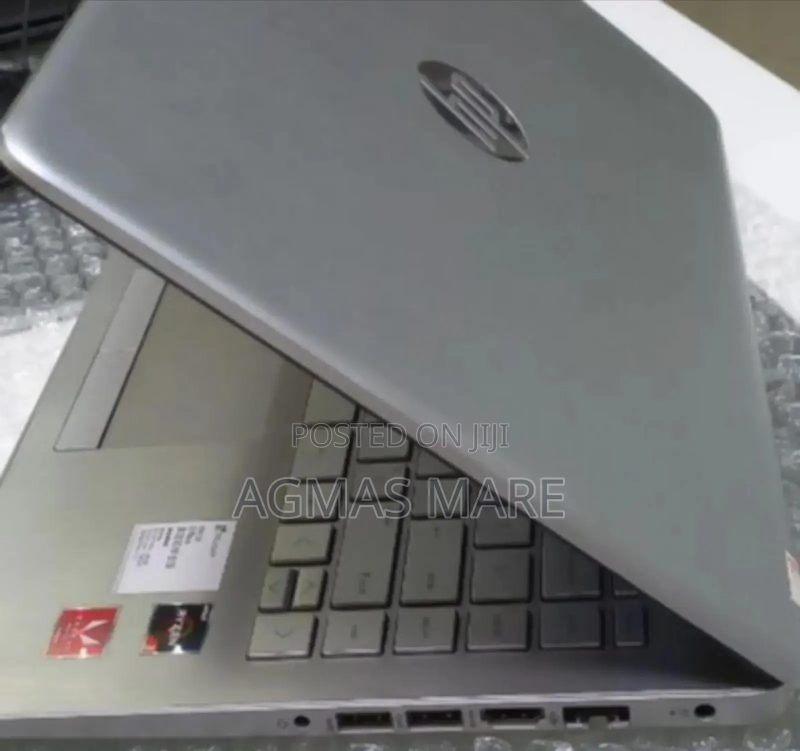 New Laptop HP 14S 8GB AMD Ryzen 3 SSD 512GB
