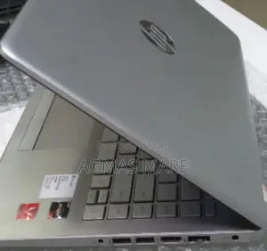 New Laptop HP 14S 8GB AMD Ryzen 3 SSD 512GB