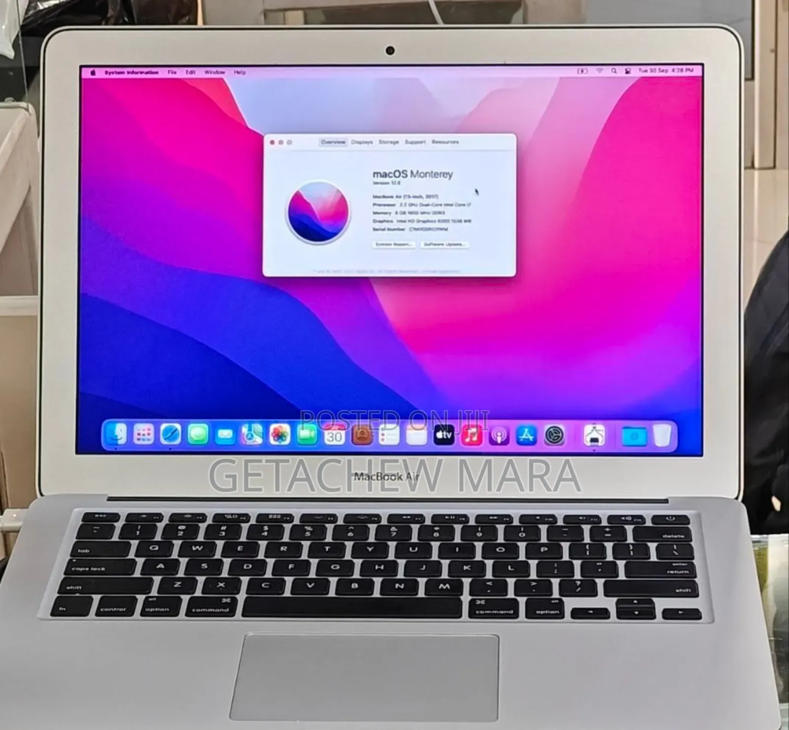 New Laptop Apple MacBook Pro 2017 8GB Intel Core I7 SSD 512GB