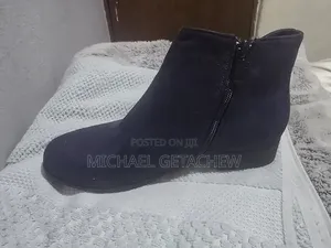 Ladies Shoes