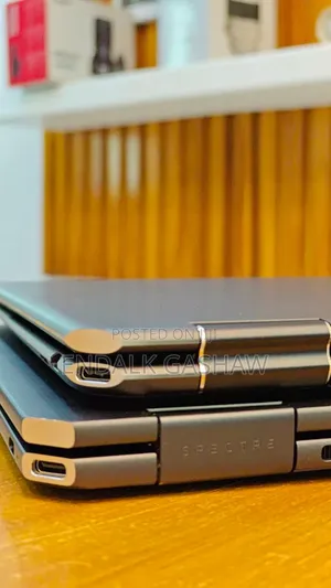 New Laptop HP Spectre X360 32GB Intel Core I7 SSD 2T