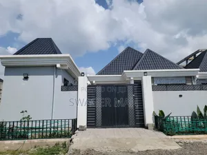 Furnished 5bdrm Villa in ጣፎ, Yeka for sale