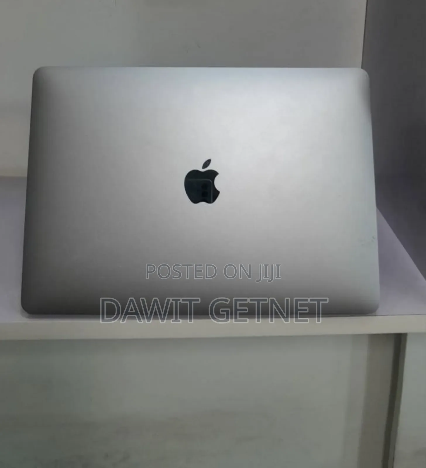New Laptop Apple MacBook Pro 2017 8GB Intel Core I5 SSD 128GB