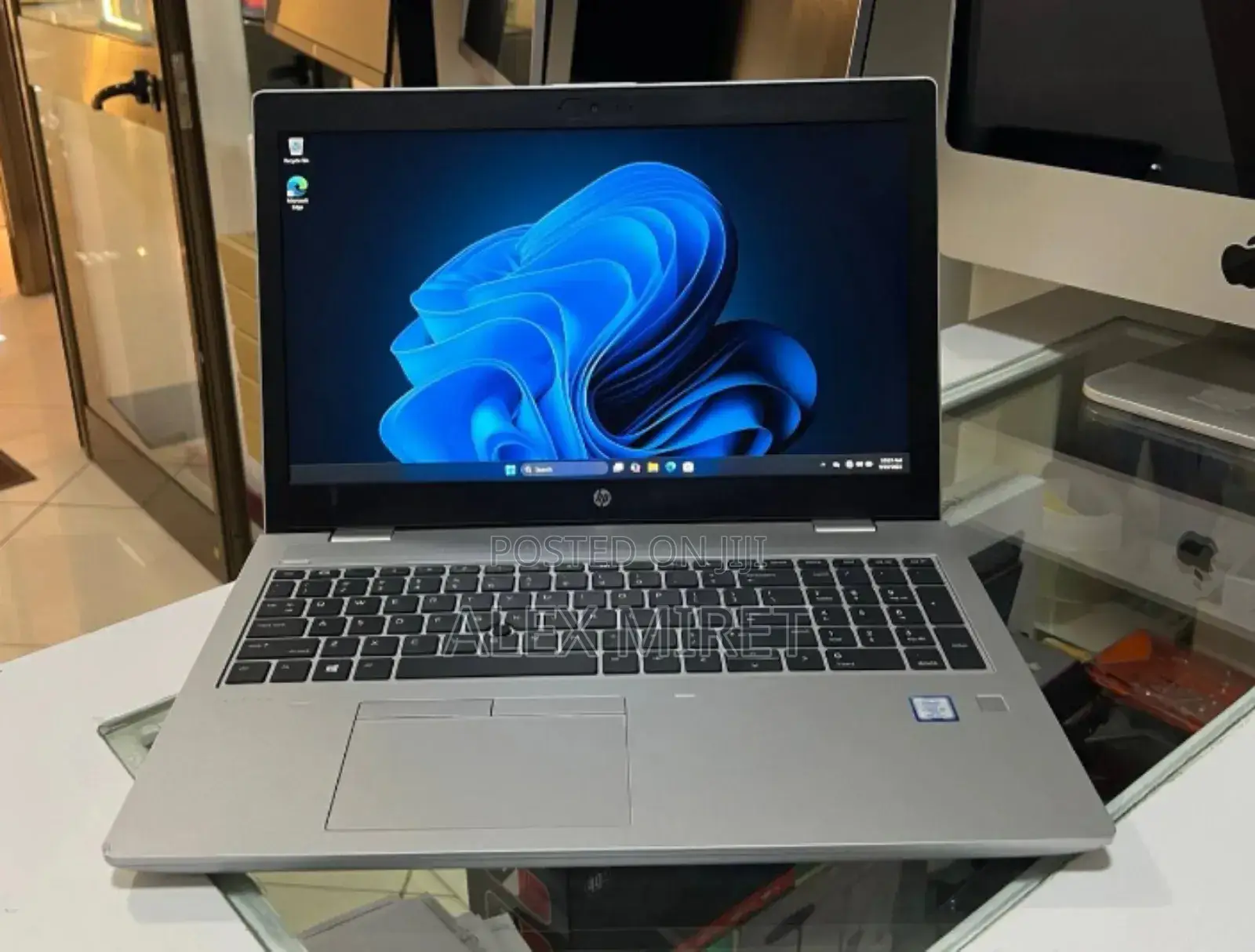 New Laptop HP ProBook 440 8GB Intel Core I5 SSD 256GB