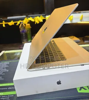 New Apple MacBook Air 2024 M3 15-Inch 8GB Intel Core M3 SSD 256GB
