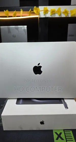New Laptop Apple MacBook Pro 2021 M1 16GB Apple M1 Pro SSD 512GB