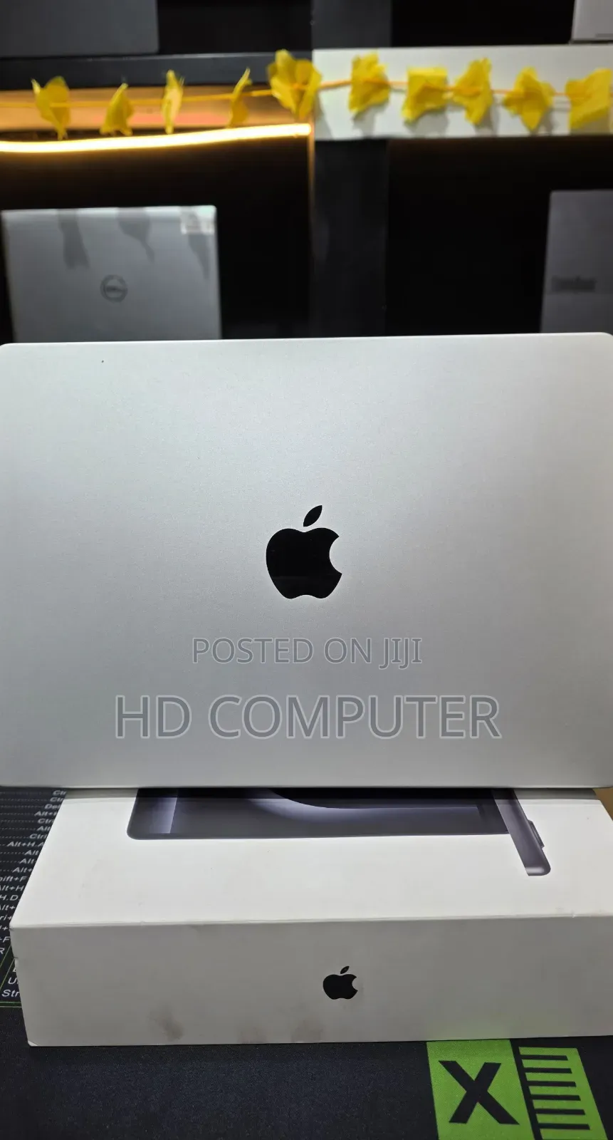 New Laptop Apple MacBook Pro 2021 M1 16GB Apple M1 Pro SSD 512GB