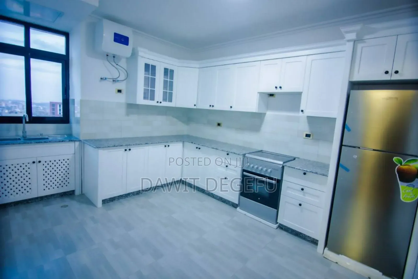3bdrm Apartment in Comet, Yeka for sale