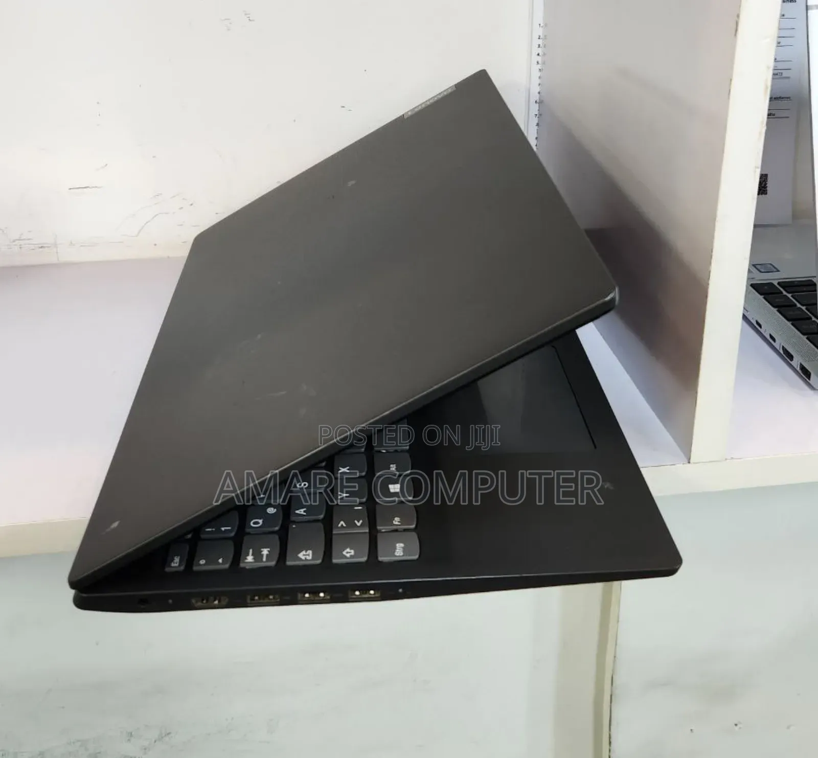 New Laptop Lenovo IdeaPad S145 8GB AMD Ryzen 5 SSD 512GB
