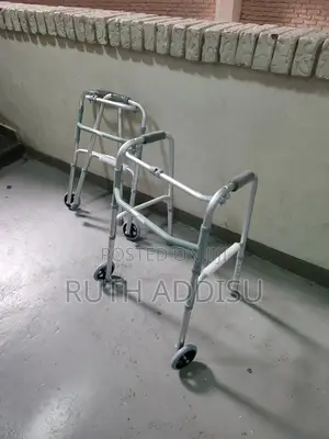 Brand New Laminated Medical Walker腕力physiotherapy Walker Stainless