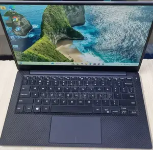 New Laptop Dell XPS 13 8GB Intel Core I7 SSD 256GB