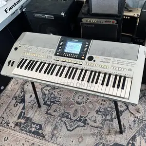 Yamaha 710 Keyboard
