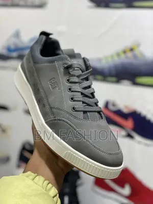 Cat Gray Mens Quality Flat Shoes for Any Occasion