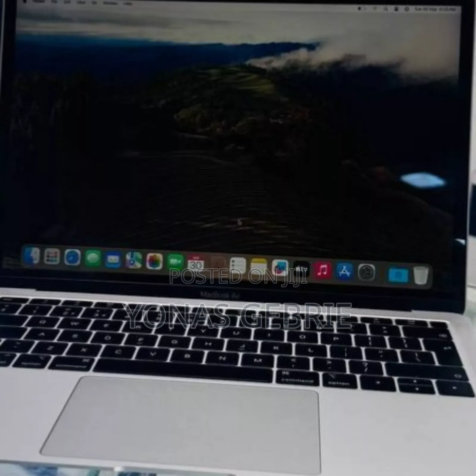 New Laptop Apple MacBook Air 2019 8GB Intel Core i5 SSD 128GB