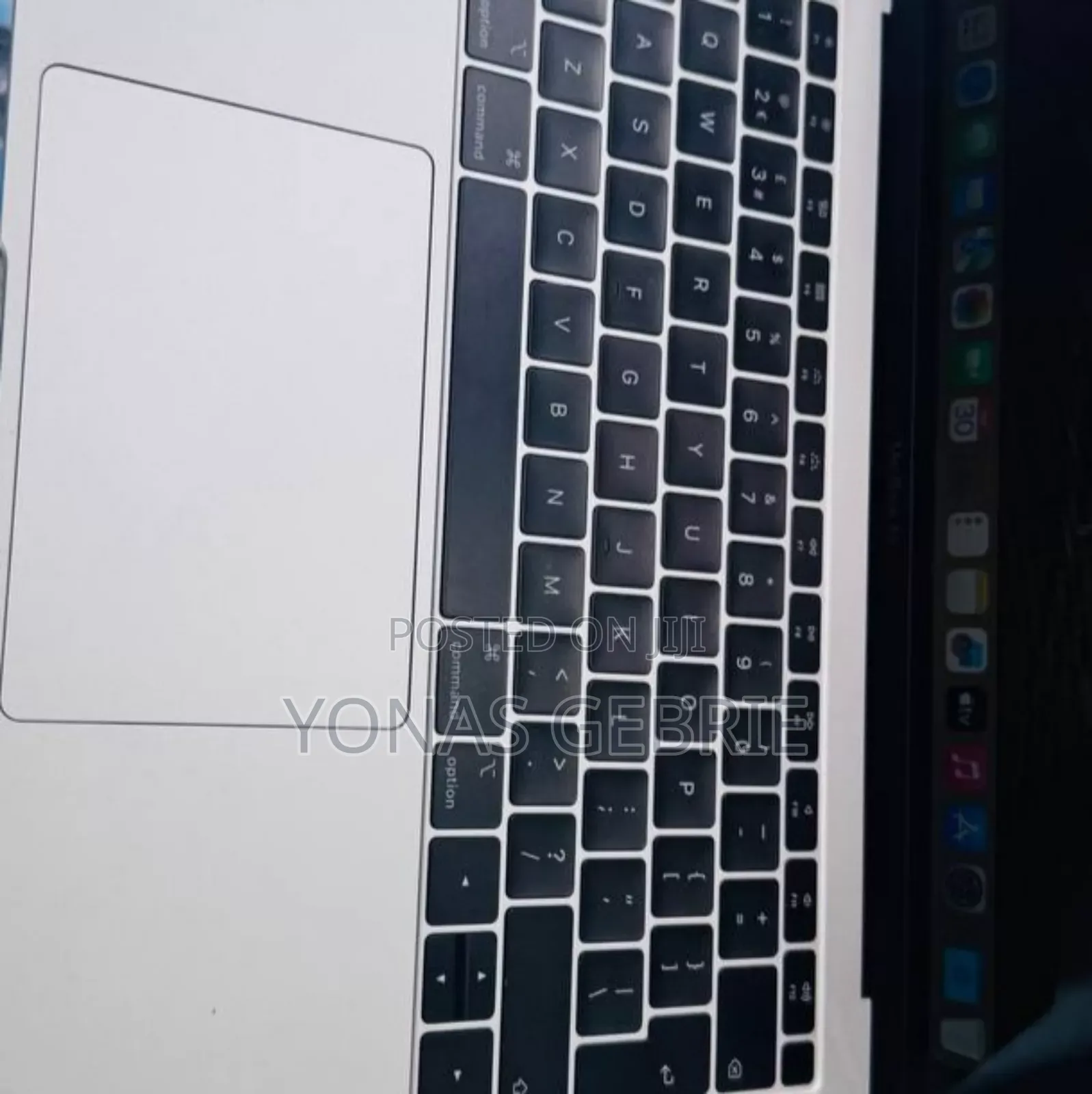 New Laptop Apple MacBook Air 2019 8GB Intel Core i5 SSD 128GB