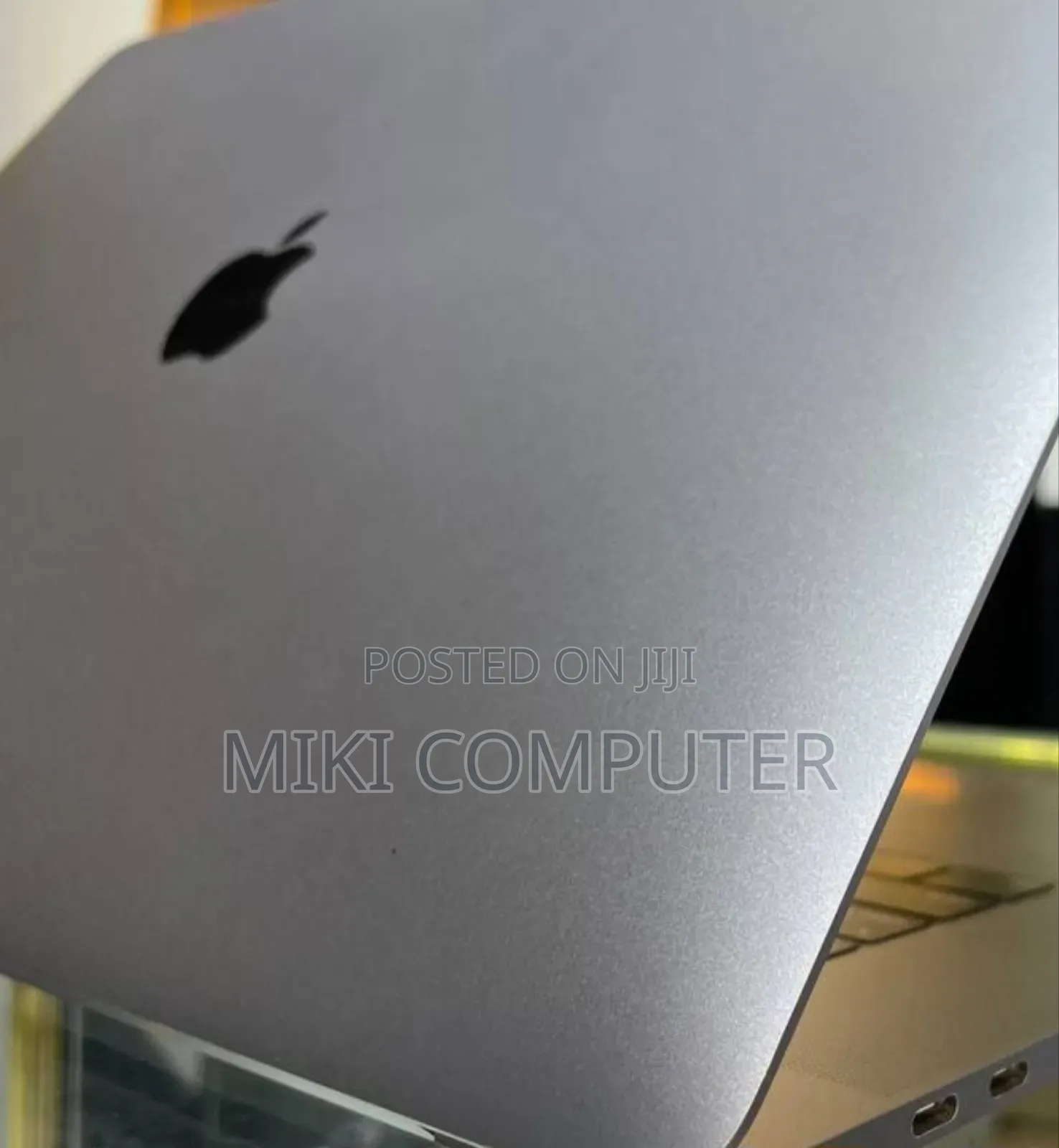 New Laptop Apple MacBook Air 2024 M3 13-Inch 8GB Intel SSD 256GB