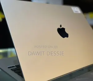 New Laptop Apple MacBook Air 2022 M2 8GB AMD A8 SSD 256GB