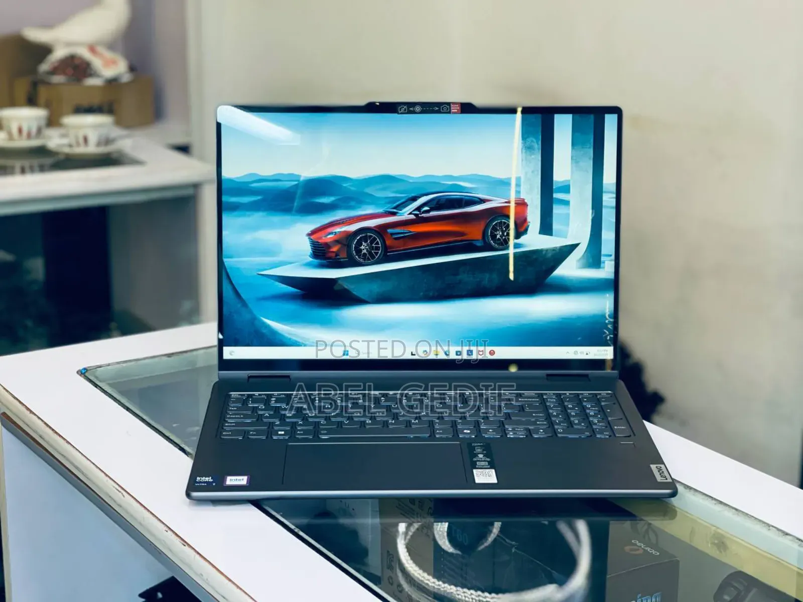New Laptop Lenovo Yoga 7i 16GB Intel Core Ultra 7 SSD 1T