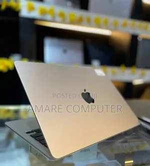 New Laptop Apple MacBook Air 2024 M3 13-Inch 16GB Apple M3 SSD 512GB