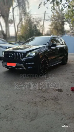 Mercedes-Benz 350D 2015 Black