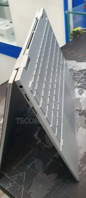 New Laptop HP Envy X360 8GB Intel Core I7 SSD 1T