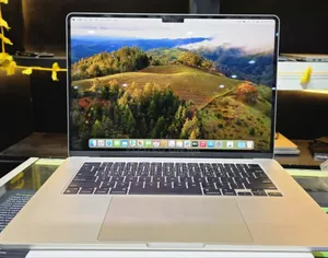 New Apple MacBook Air 2024 M3 15-Inch 8GB Intel Core M3 SSD 256GB