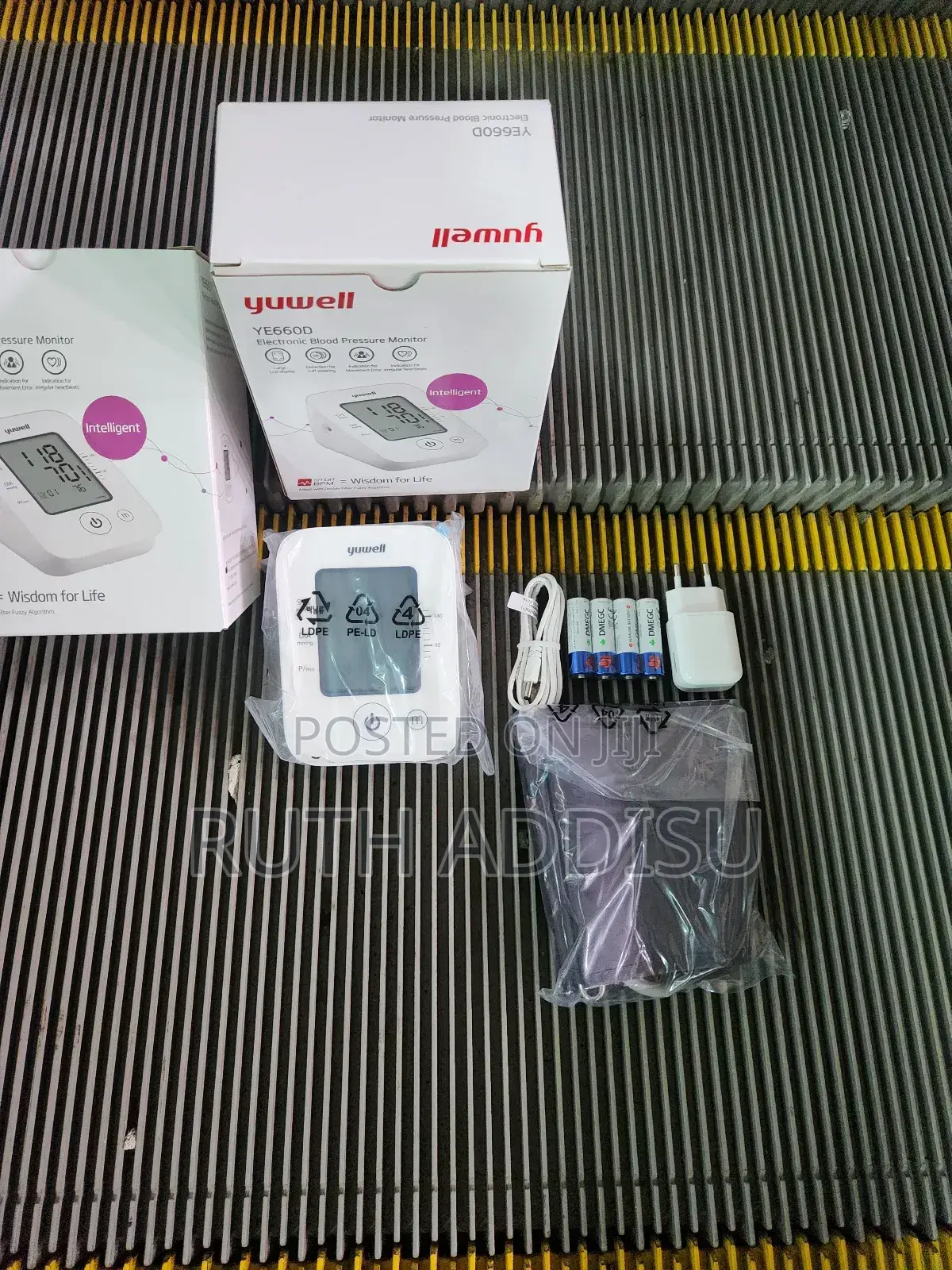 Digital Yuwell Blood Pressuer Monitor夷狄medical Brand New Bp Monitor