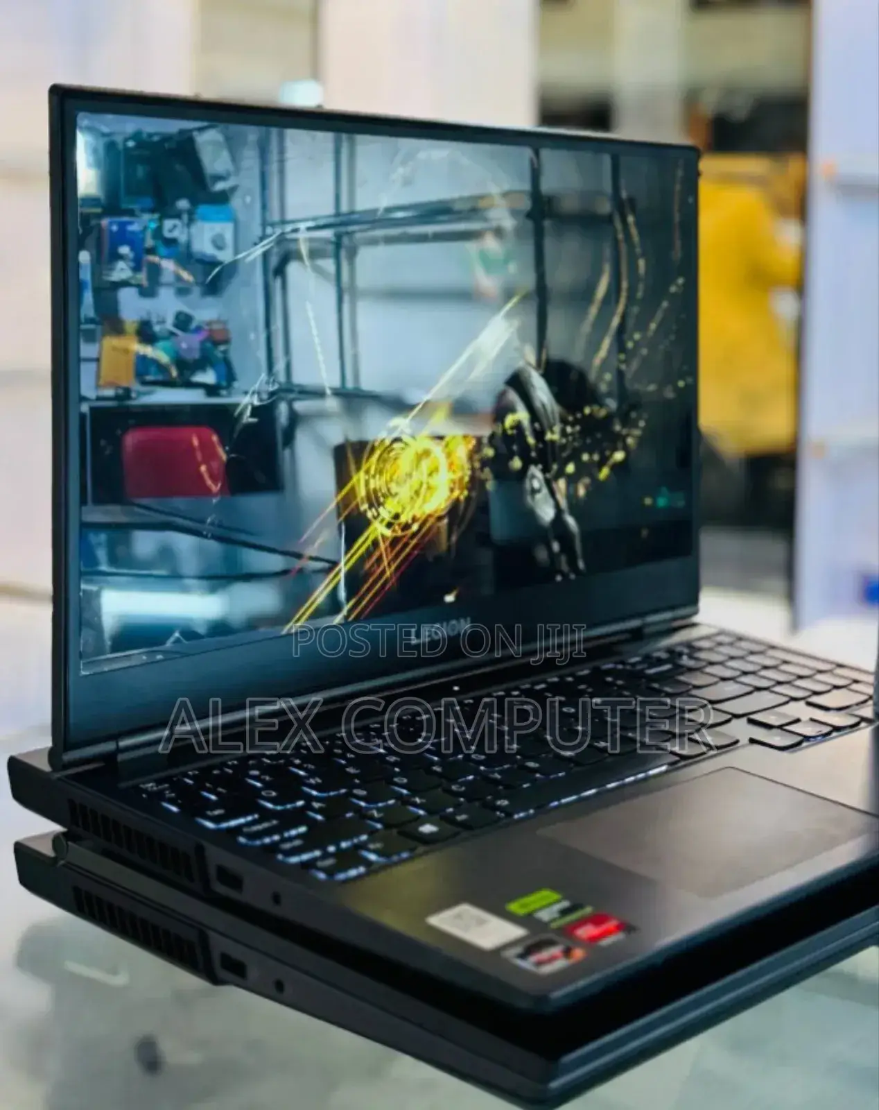 New Laptop Lenovo 16GB AMD Ryzen 7 SSD 512GB