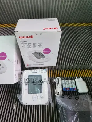 Model Ye660d Digital Blood Pressuer Monitor輕易medical Bp Monitor New