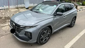 Hyundai Tucson 2022 Purple