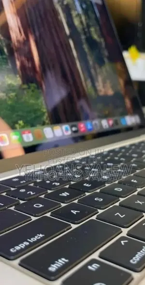 New Laptop Apple MacBook Air 2024 M3 13-inch 16GB Apple M3 SSD 512GB
