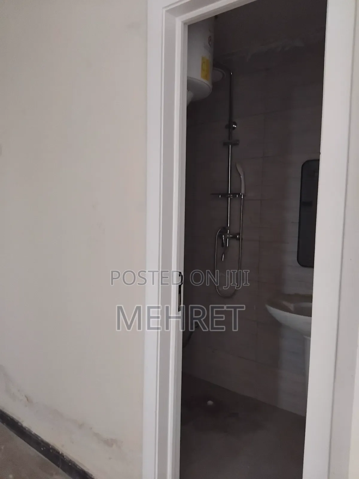 Furnished 3bdrm Apartment in ትልቅ ሰው, Arada for sale