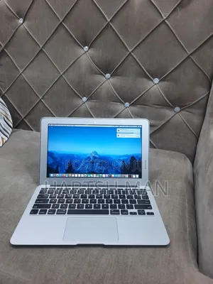 New Laptop Apple MacBook Air 2015 4GB Intel Core I5 SSD 128GB