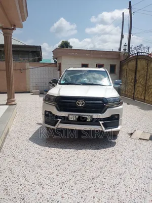 Toyota Land Cruiser 4.5 V8 TD 2020 White