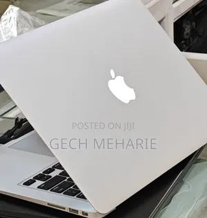 New Laptop Apple MacBook Air 2017 8GB Intel Core I5 SSD 256GB