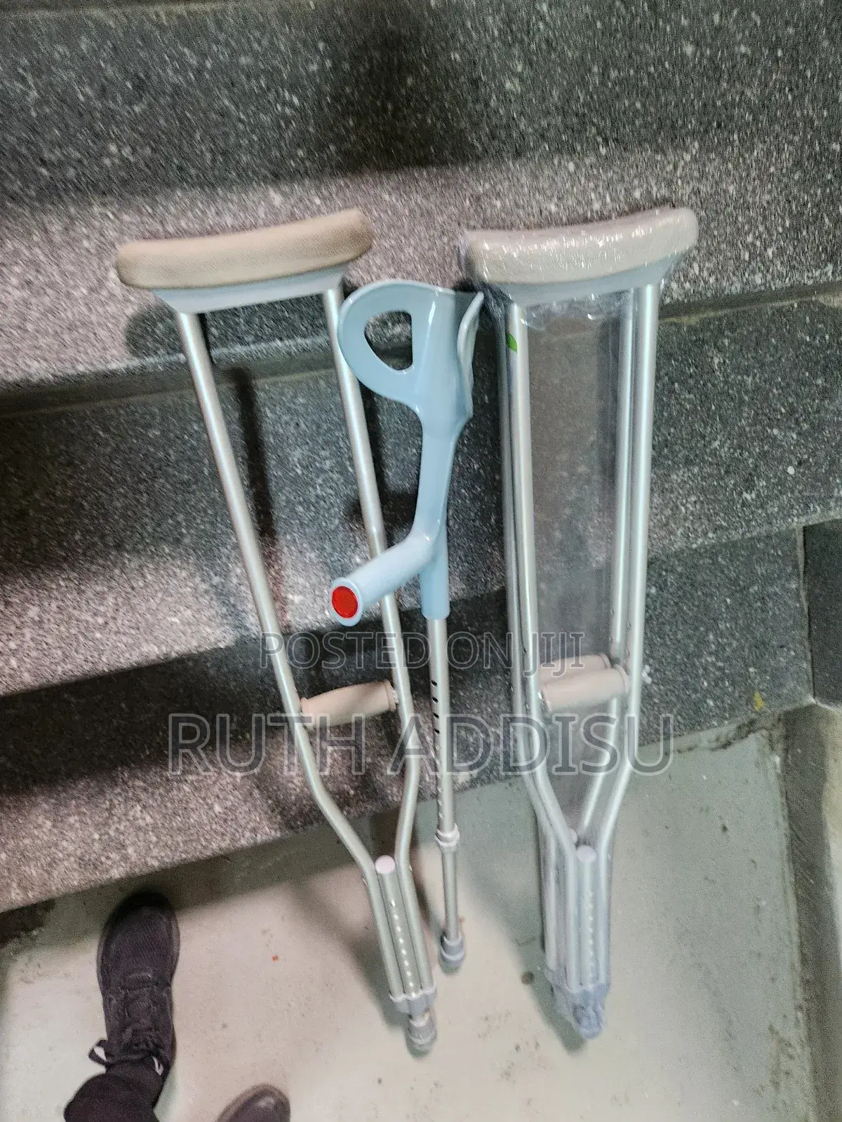 Axillary Bilateral Crutches蝨弓medical Axillary Crutches堥去crutches New