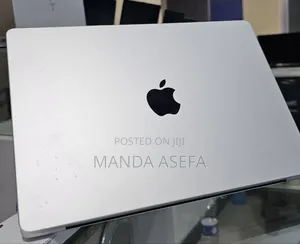 New Laptop Apple MacBook Pro 8GB Apple M3 SSD 512GB