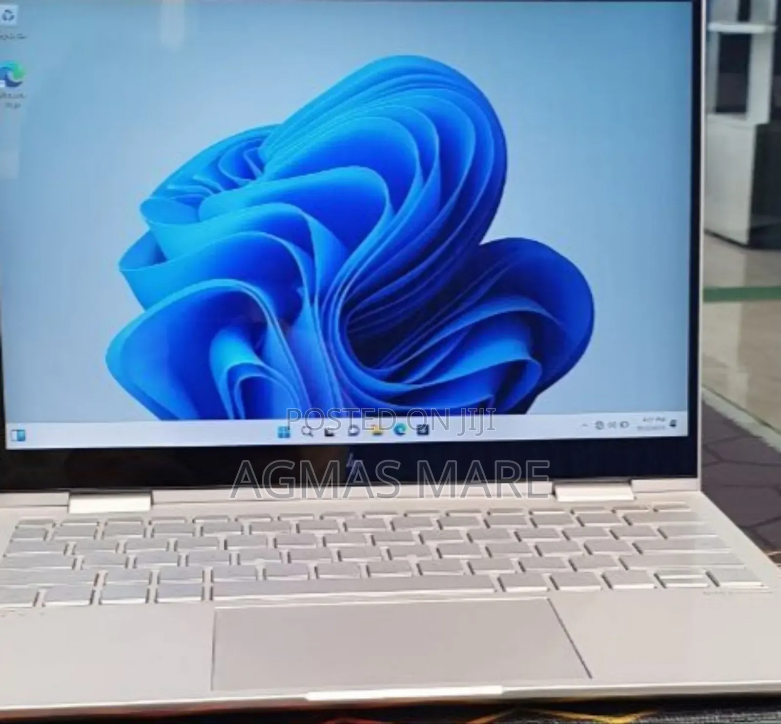 New Laptop HP Envy X360 8GB Intel Core I7 SSD 1T