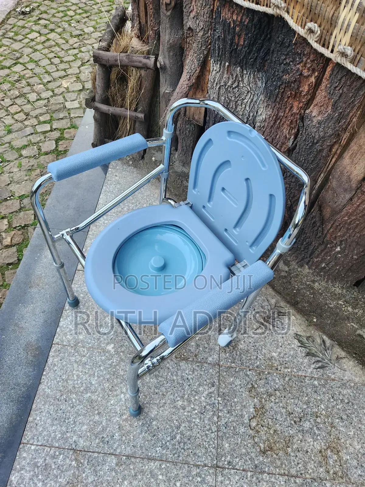 Commode Chair丸及new Meducal Almunium Commode Chair重點foldable Toilet