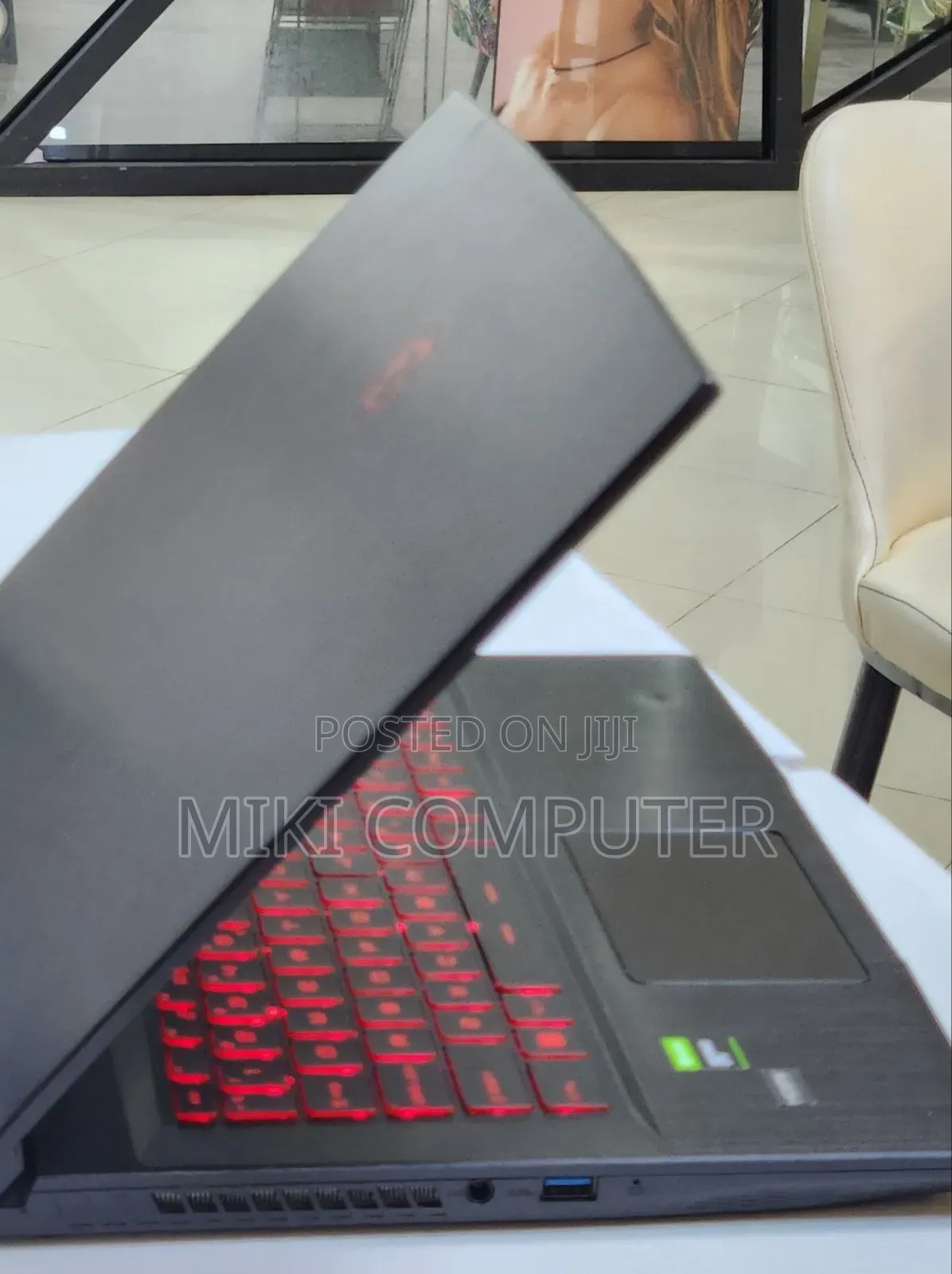 New Laptop MSI GF63 12GB Intel Core I5 SSD 512GB