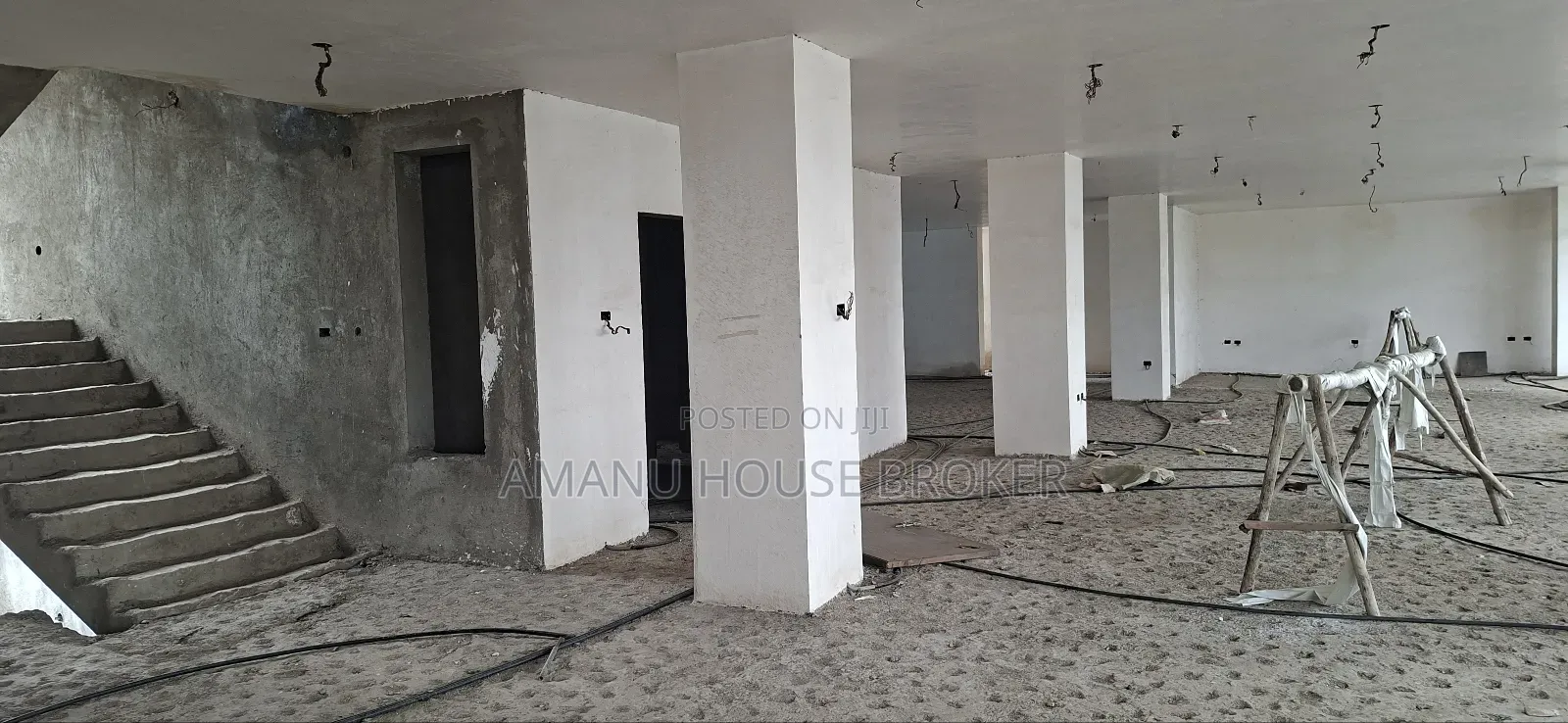 Office for Rent in Kasanchis Area 450sqm
On the Second Floor
540,000b