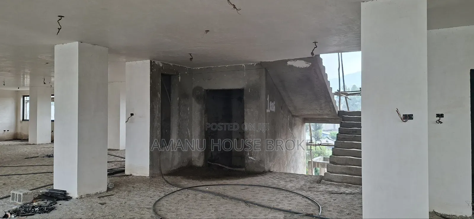 Office for Rent in Kasanchis Area 450sqm
On the Second Floor
540,000b