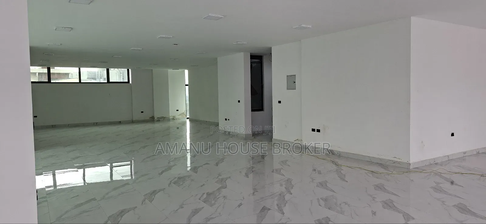 Office for Rent in Olopia Area 150sqm
With in Teraz