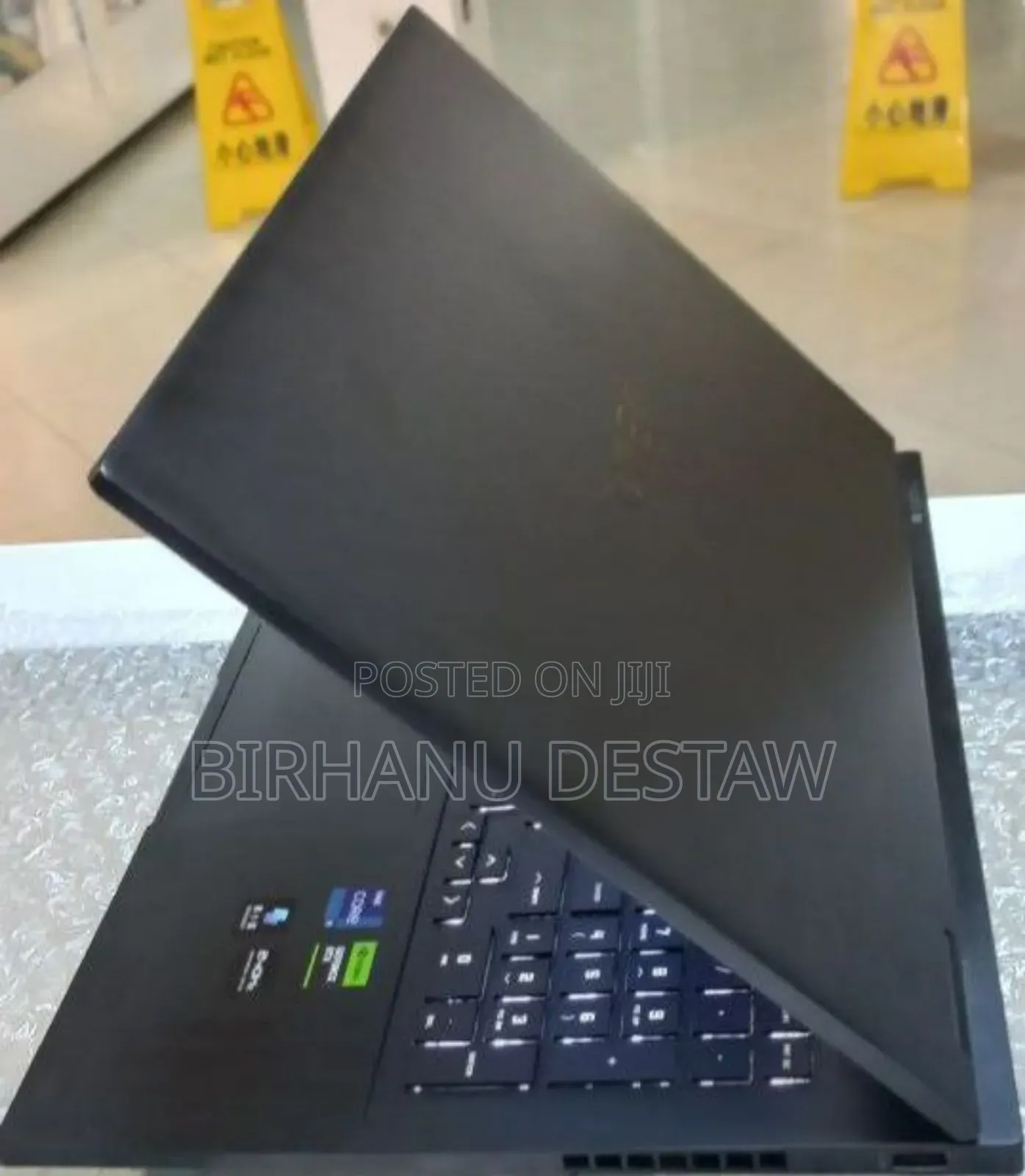 New Laptop Asus ROG Strix G15 16GB Intel Core I9 SSD 1T