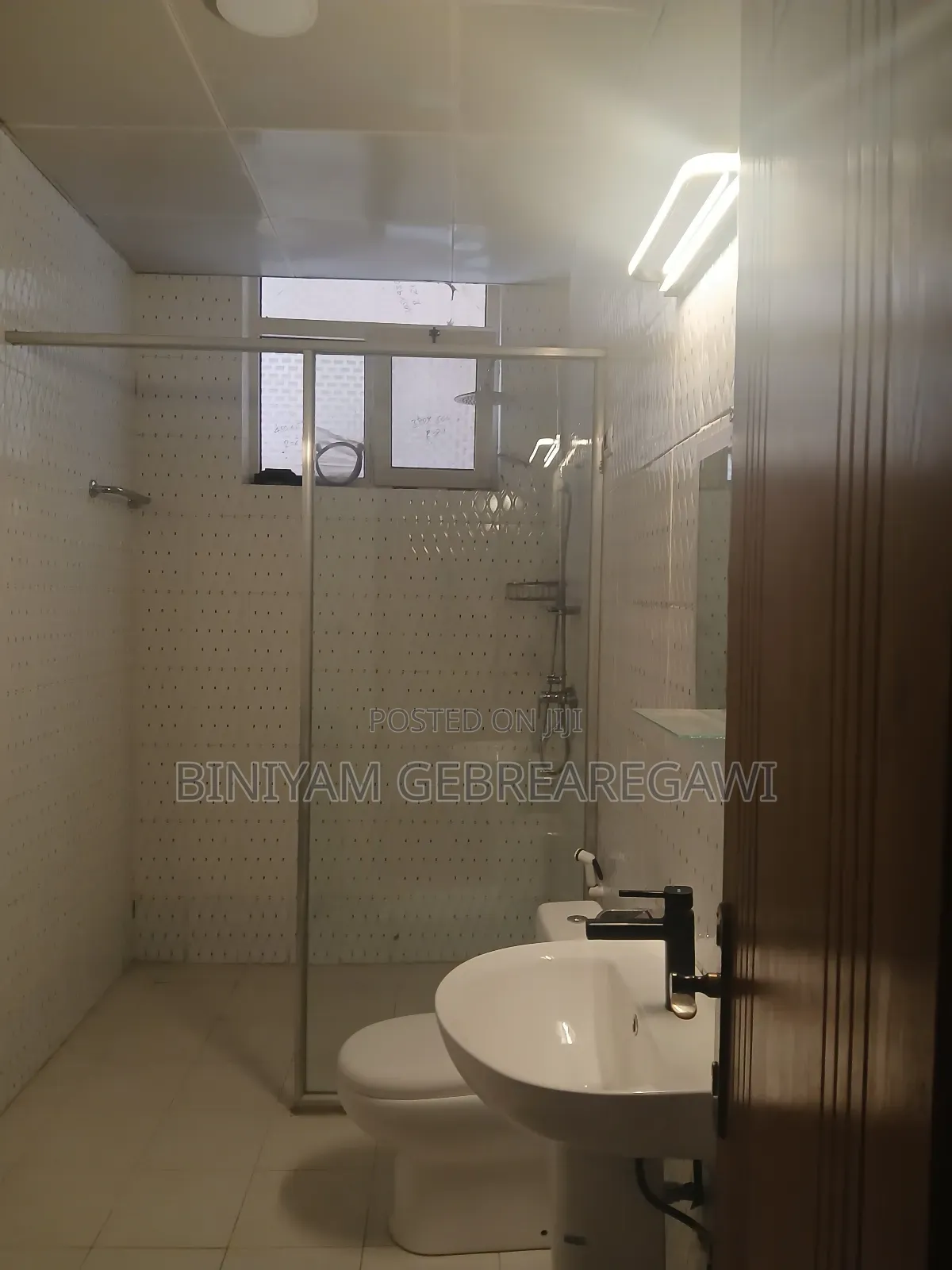 Furnished 2bdrm Apartment in Apartment, Yeka for rent