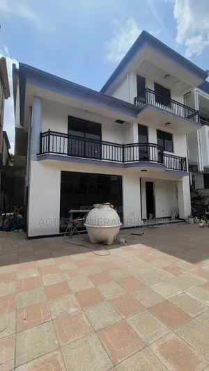 7bdrm House in ለቡ, Nifas Silk-Lafto for sale