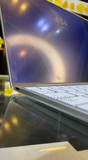New Laptop Dell XPS 15 8GB Intel Core I5 SSD 512GB