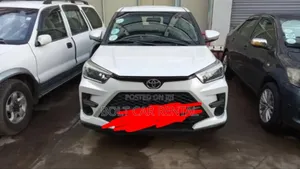የሚከራዩ Toyota መኪኖች አሉ ይደውሉልን!